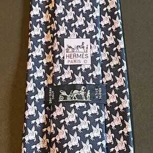 Hermès Silk Tie with Pegasus Horses Pattern in Navy and Light Purple